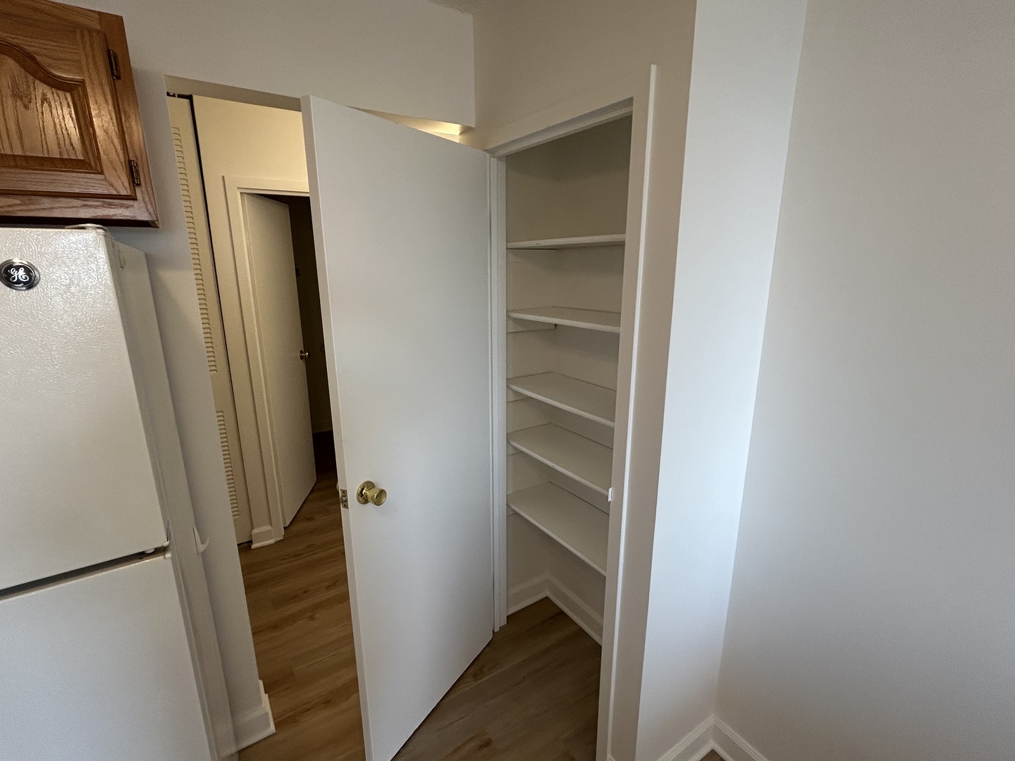 9074 W Ter Dr #4N Niles, IL 60714