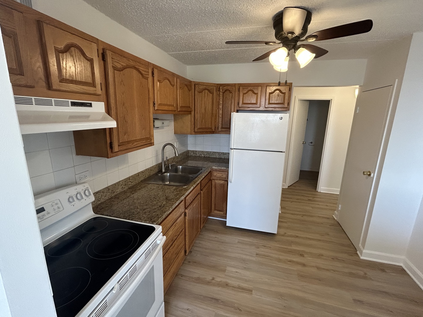 9074 W Ter Dr #4N Niles, IL 60714