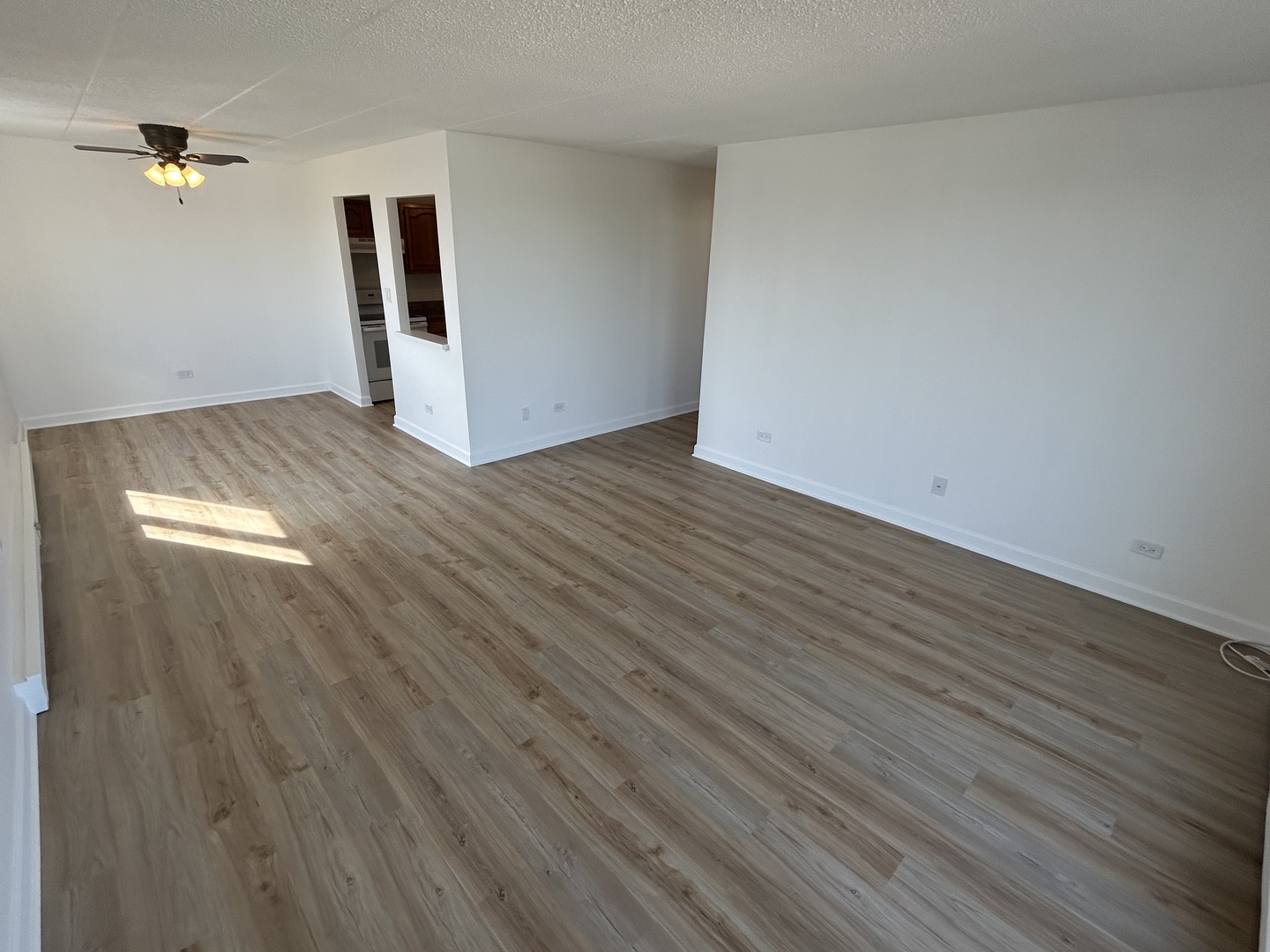 9074 W Ter Dr #4N Niles, IL 60714