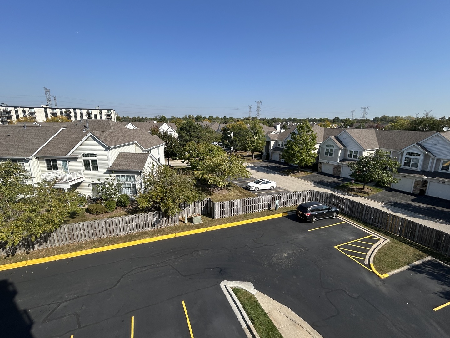 9074 W Ter Dr #4N Niles, IL 60714