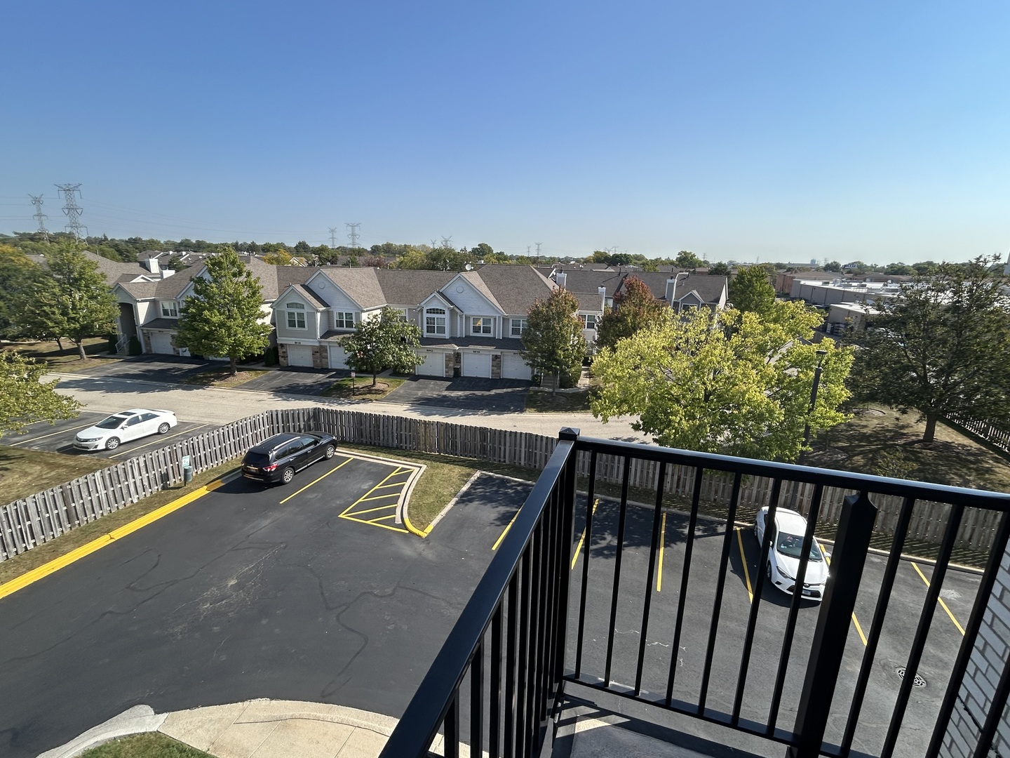 9074 W Ter Dr #4N Niles, IL 60714