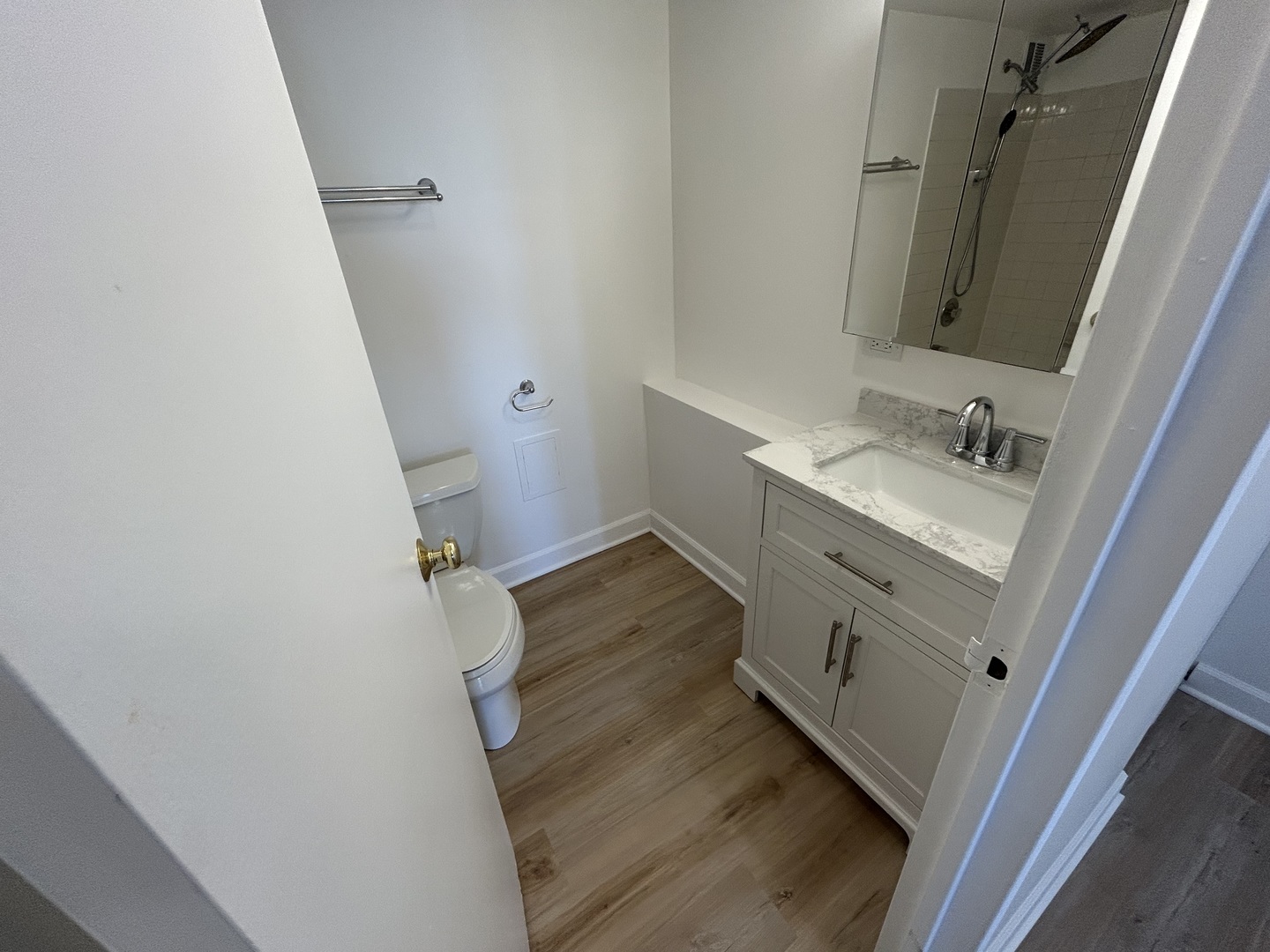 9074 W Ter Dr #4N Niles, IL 60714