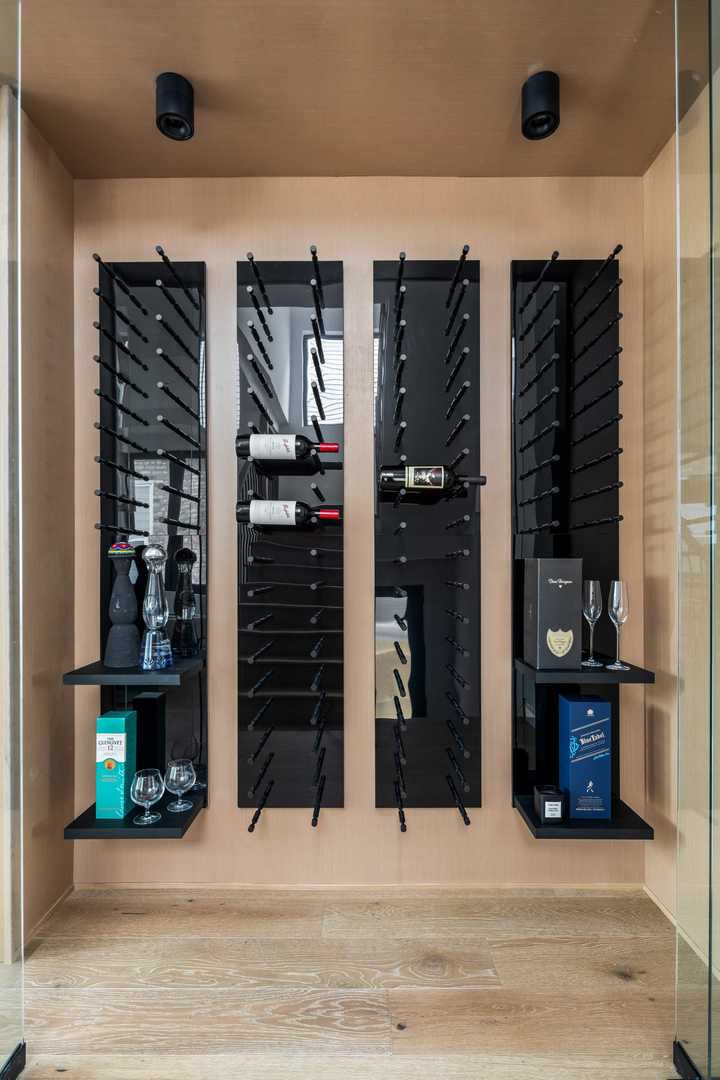 2127 W Dickens Ave Chicago, IL 60647