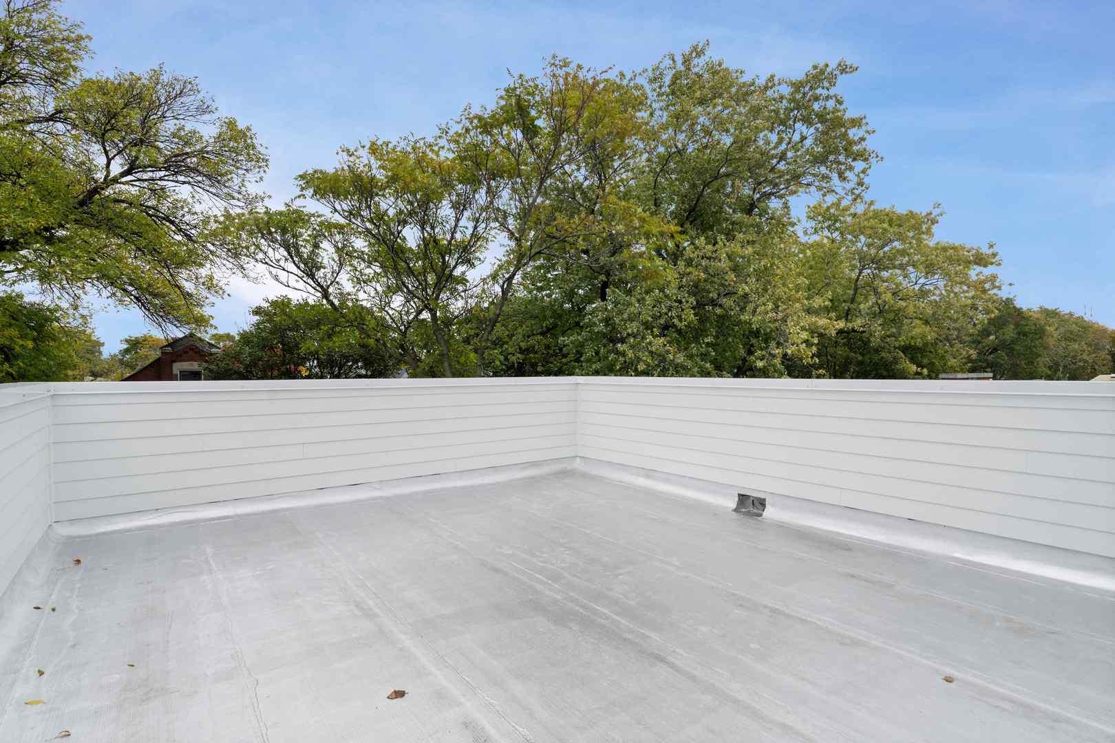 2127 W Dickens Ave Chicago, IL 60647