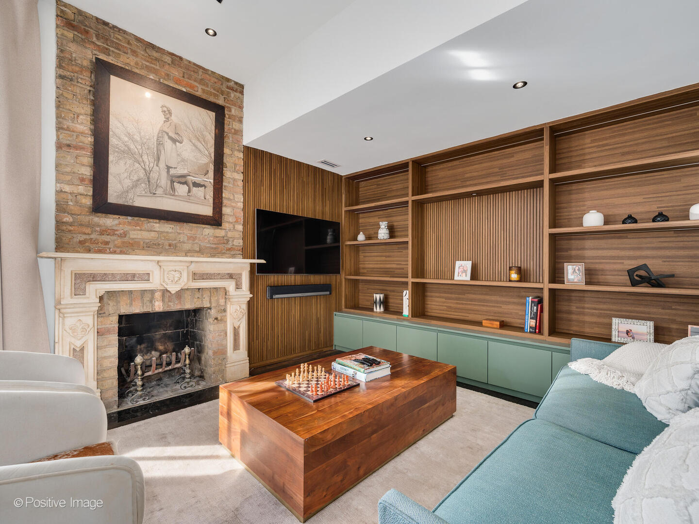 844 W ALTGELD St Chicago, IL 60614