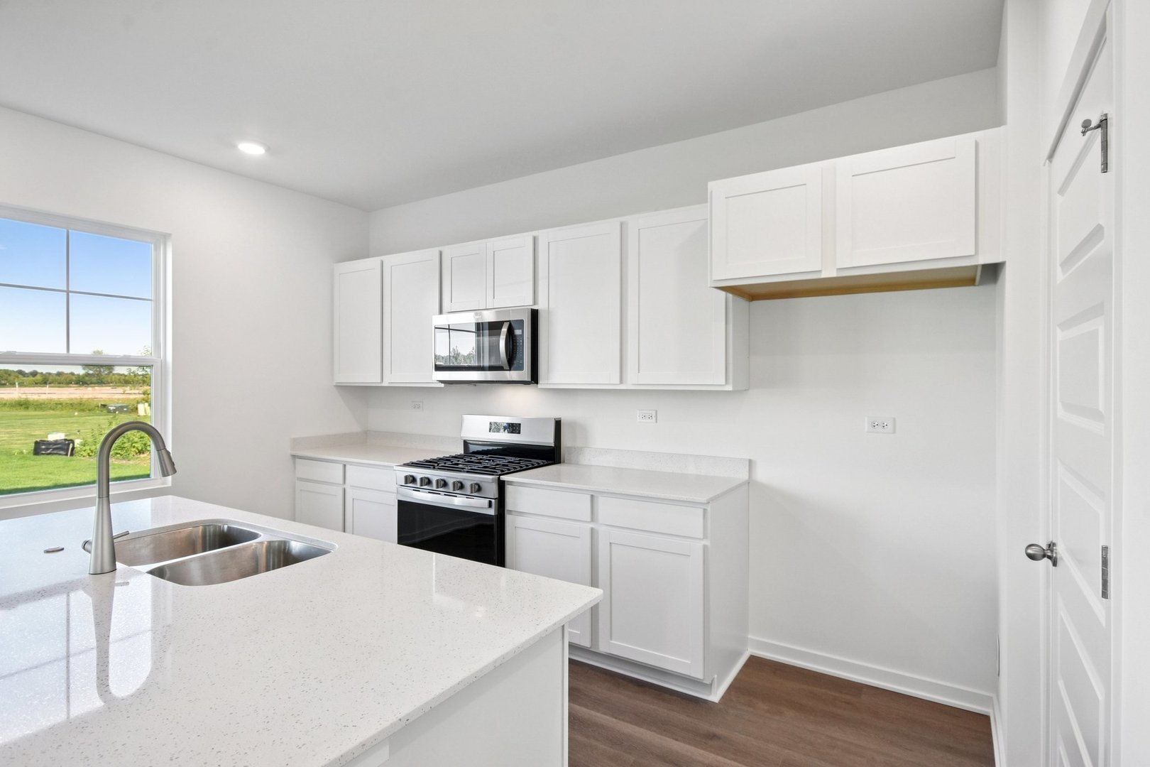 2154 Sandhill Ct Joliet, IL 60435