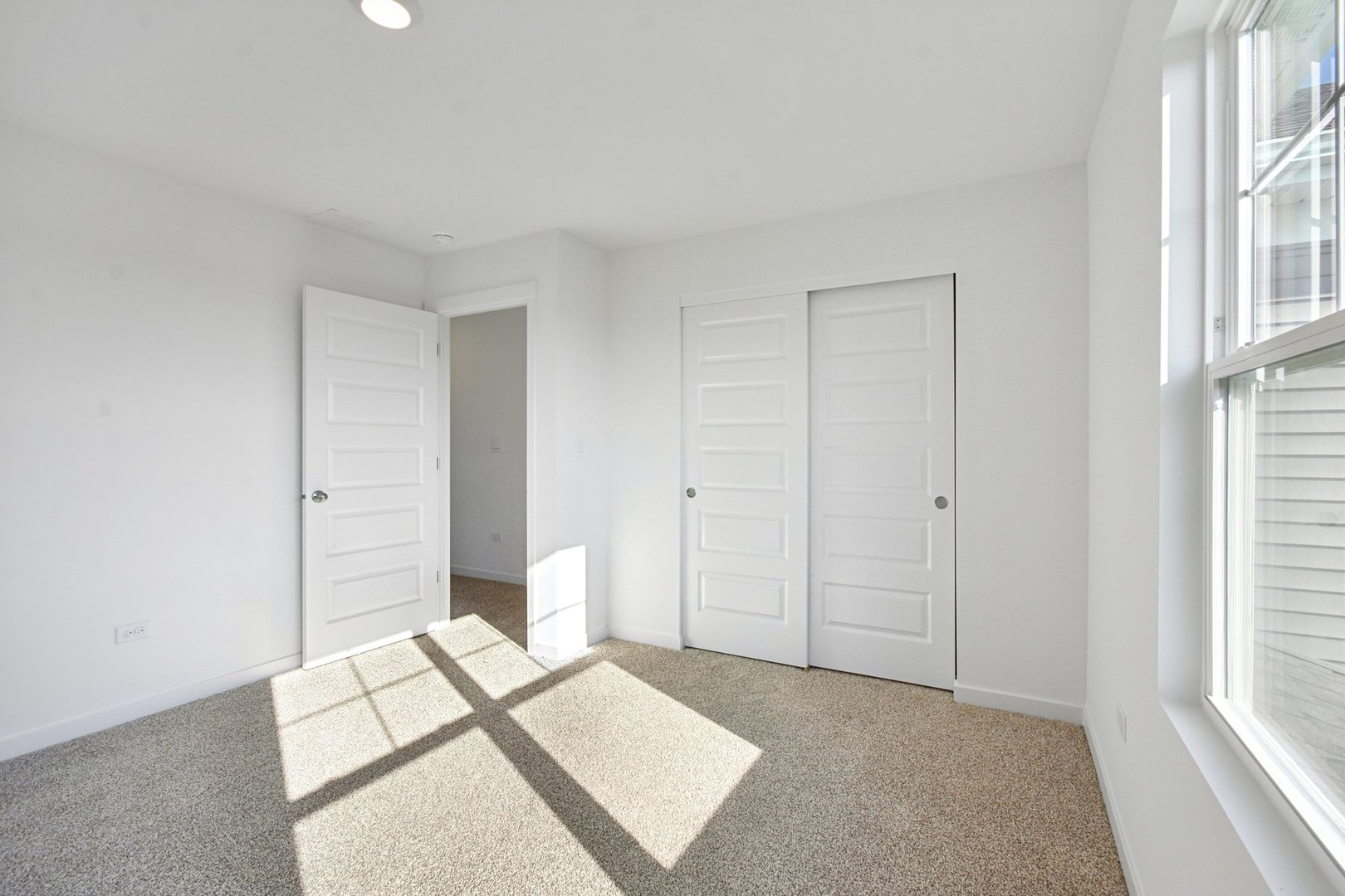 2154 Sandhill Ct Joliet, IL 60435