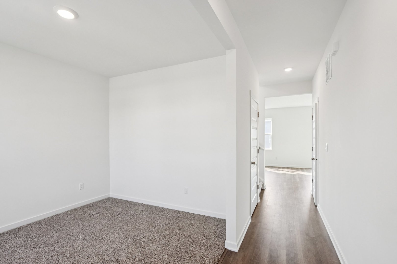 2154 Sandhill Ct Joliet, IL 60435