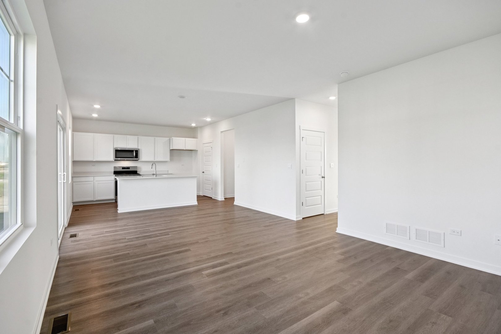 2154 Sandhill Ct Joliet, IL 60435