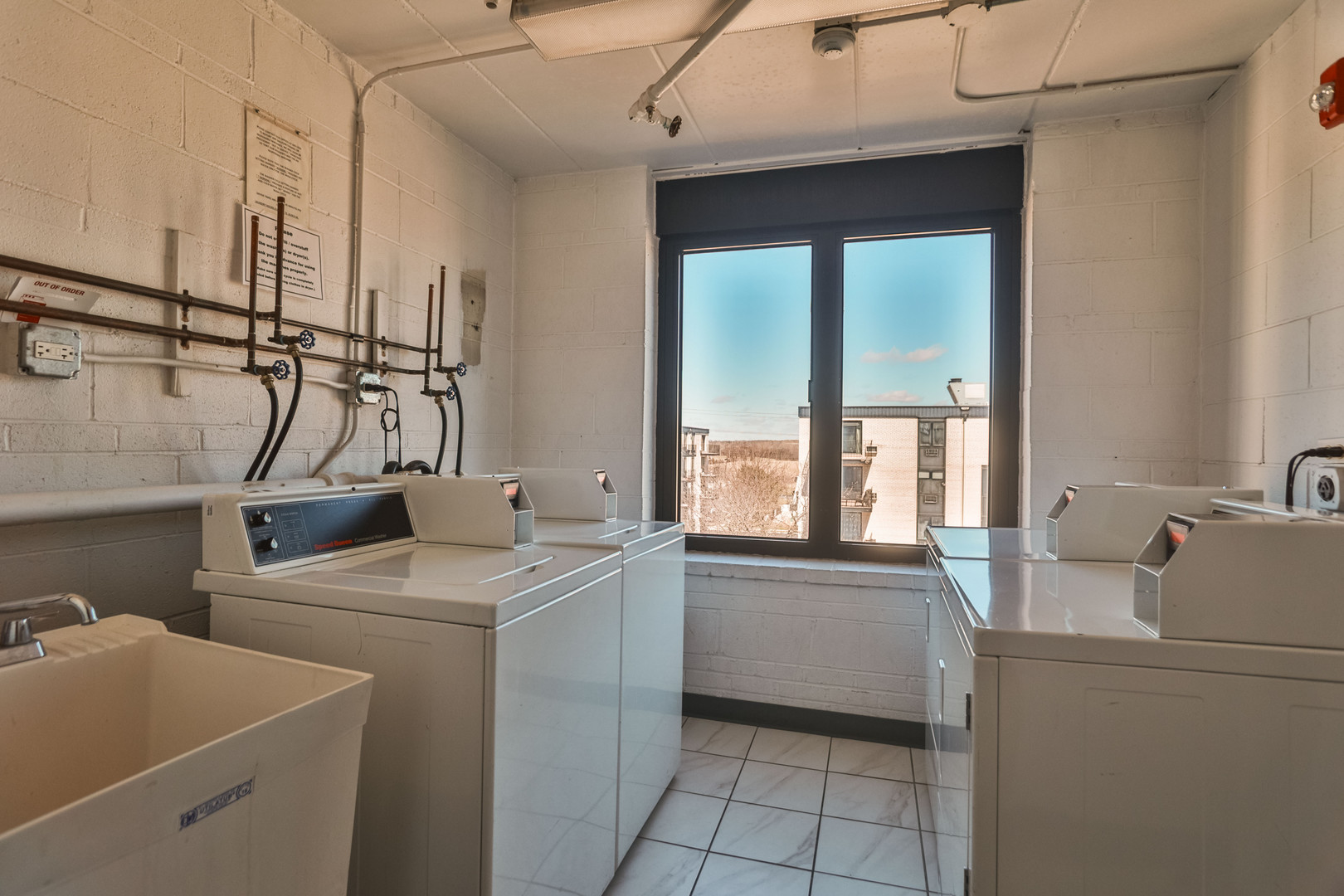 9128 W Ter Dr #6L Niles, IL 60714