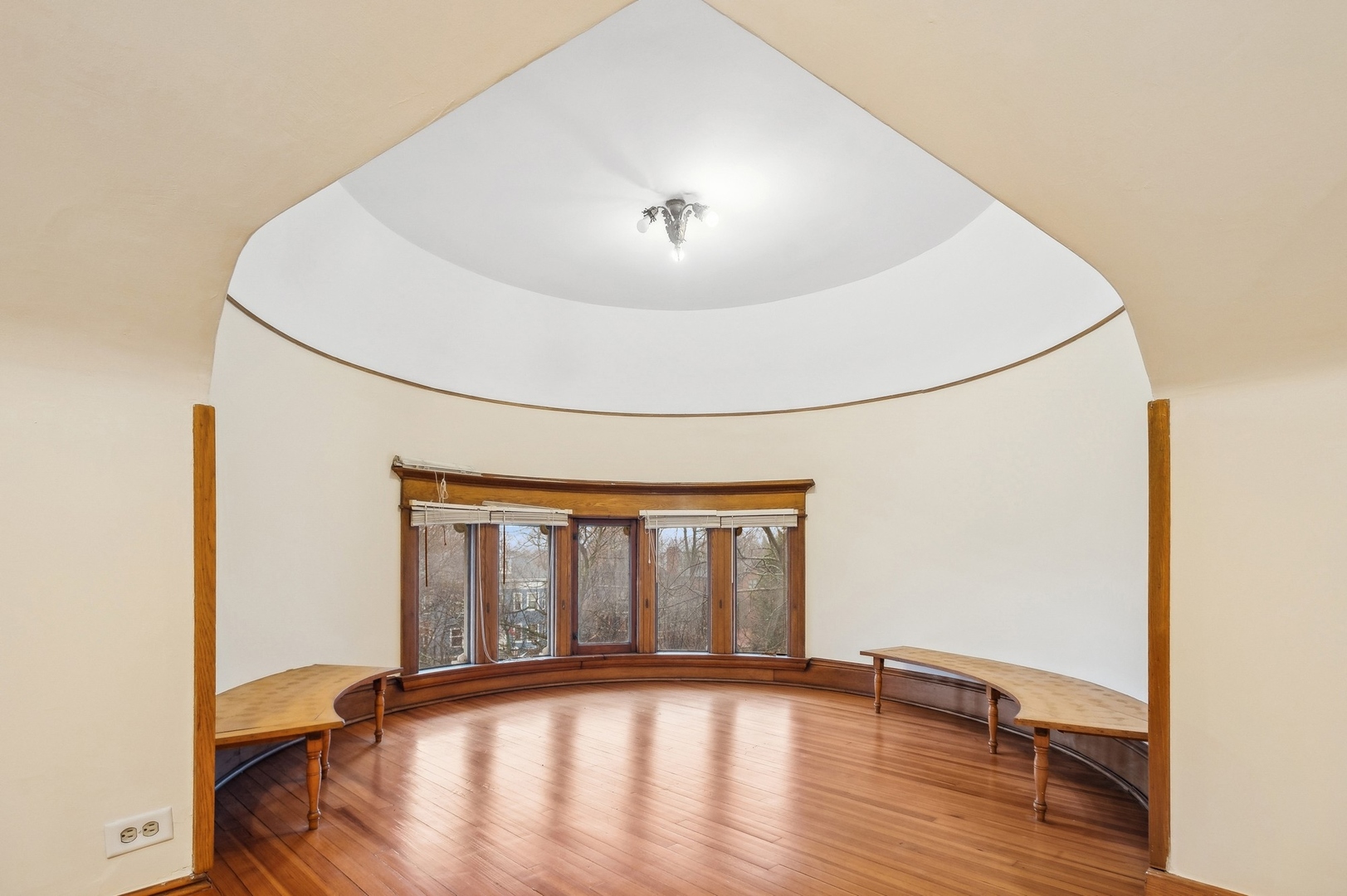 1232 Rdg Ave Evanston, IL 60202