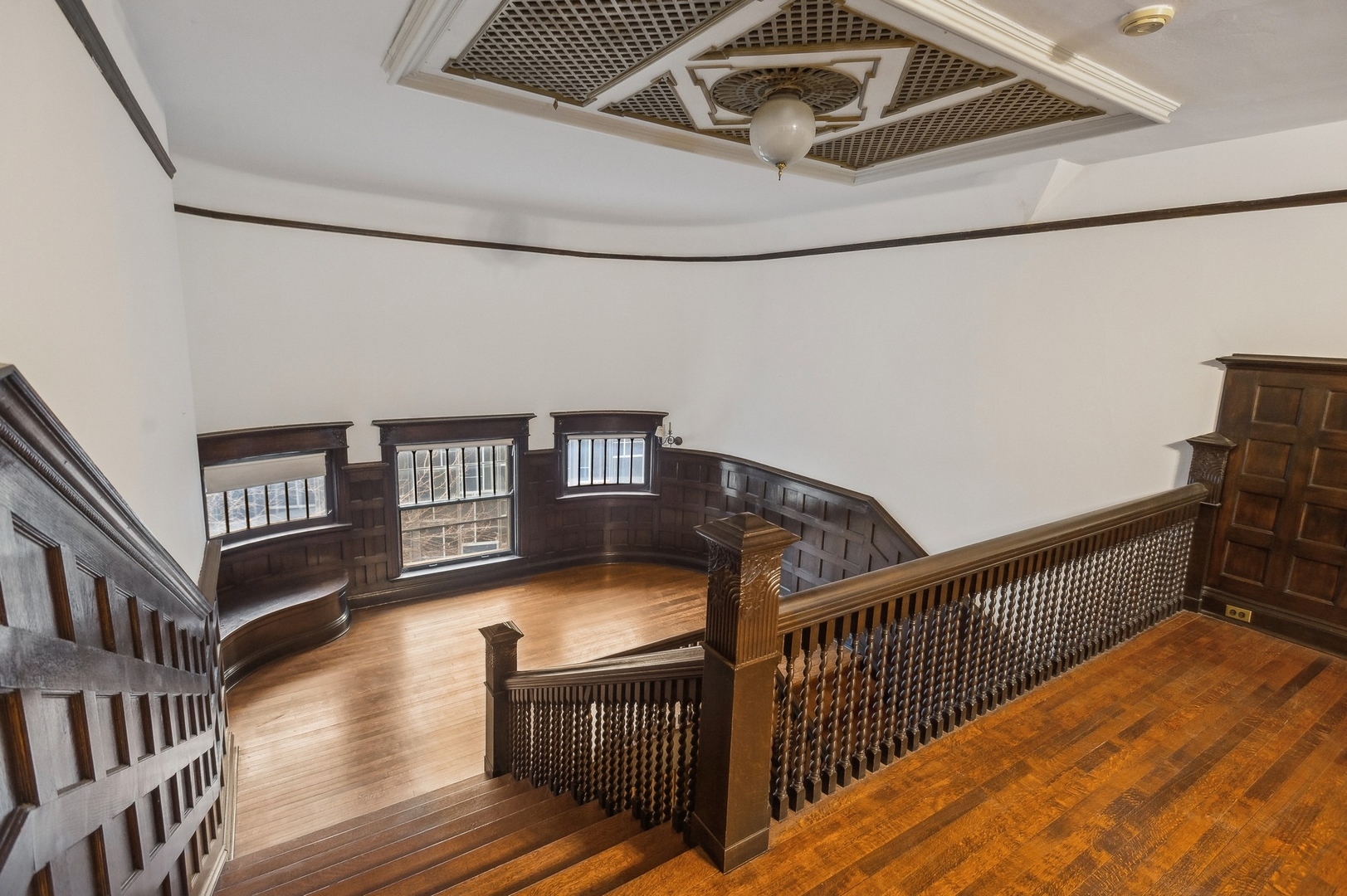 1232 Rdg Ave Evanston, IL 60202