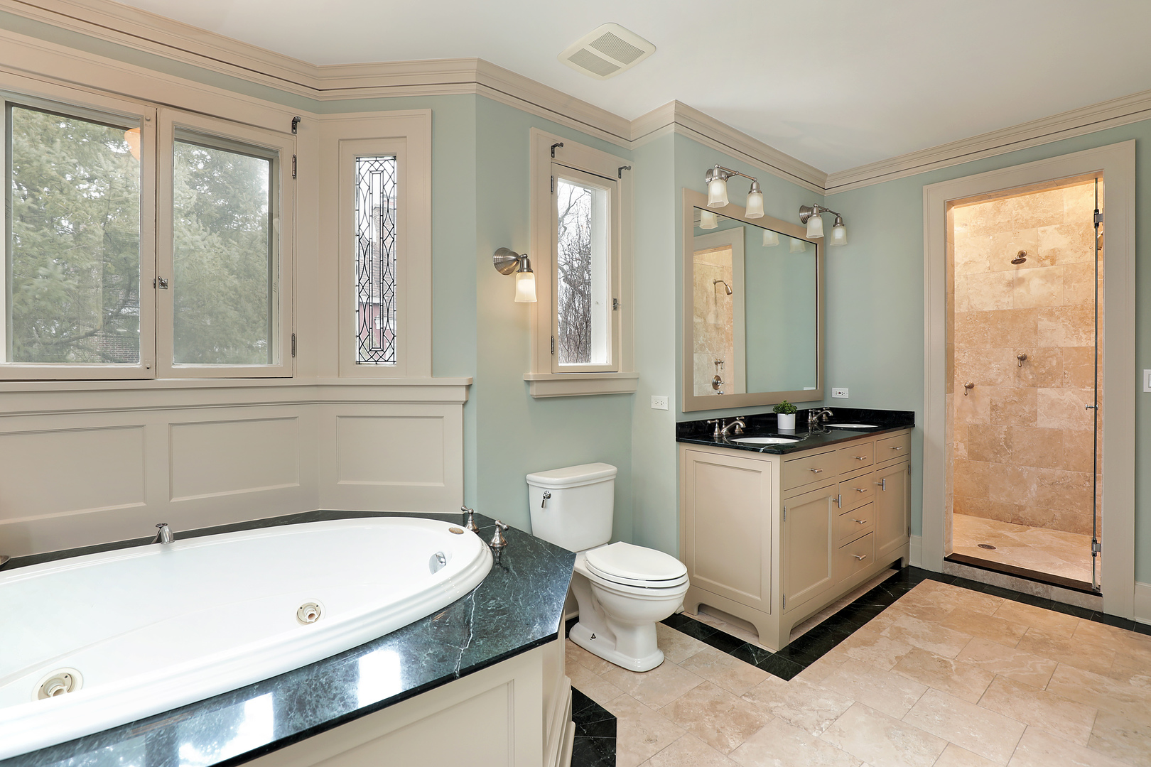 1112 Greenwood St Evanston, IL 60201