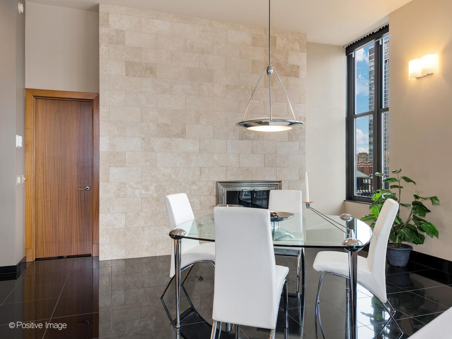 333 W Hubbard St #1006 Chicago, IL 60654