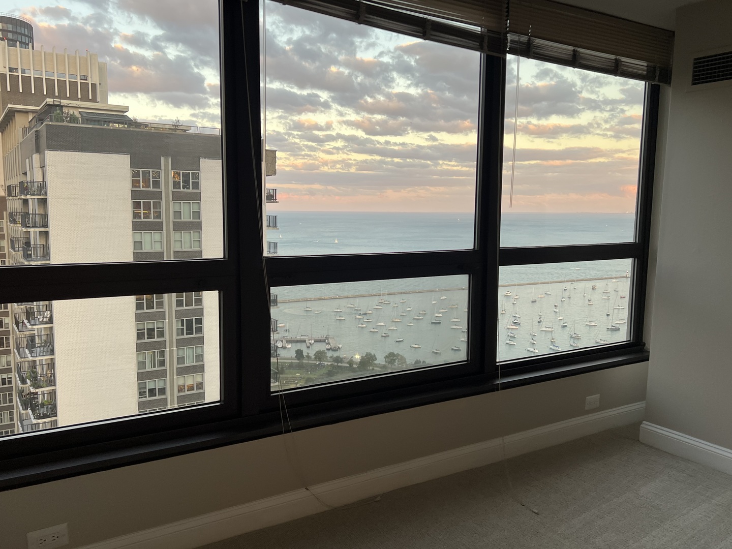 360 E Randolph St #3507 Chicago, IL 60601