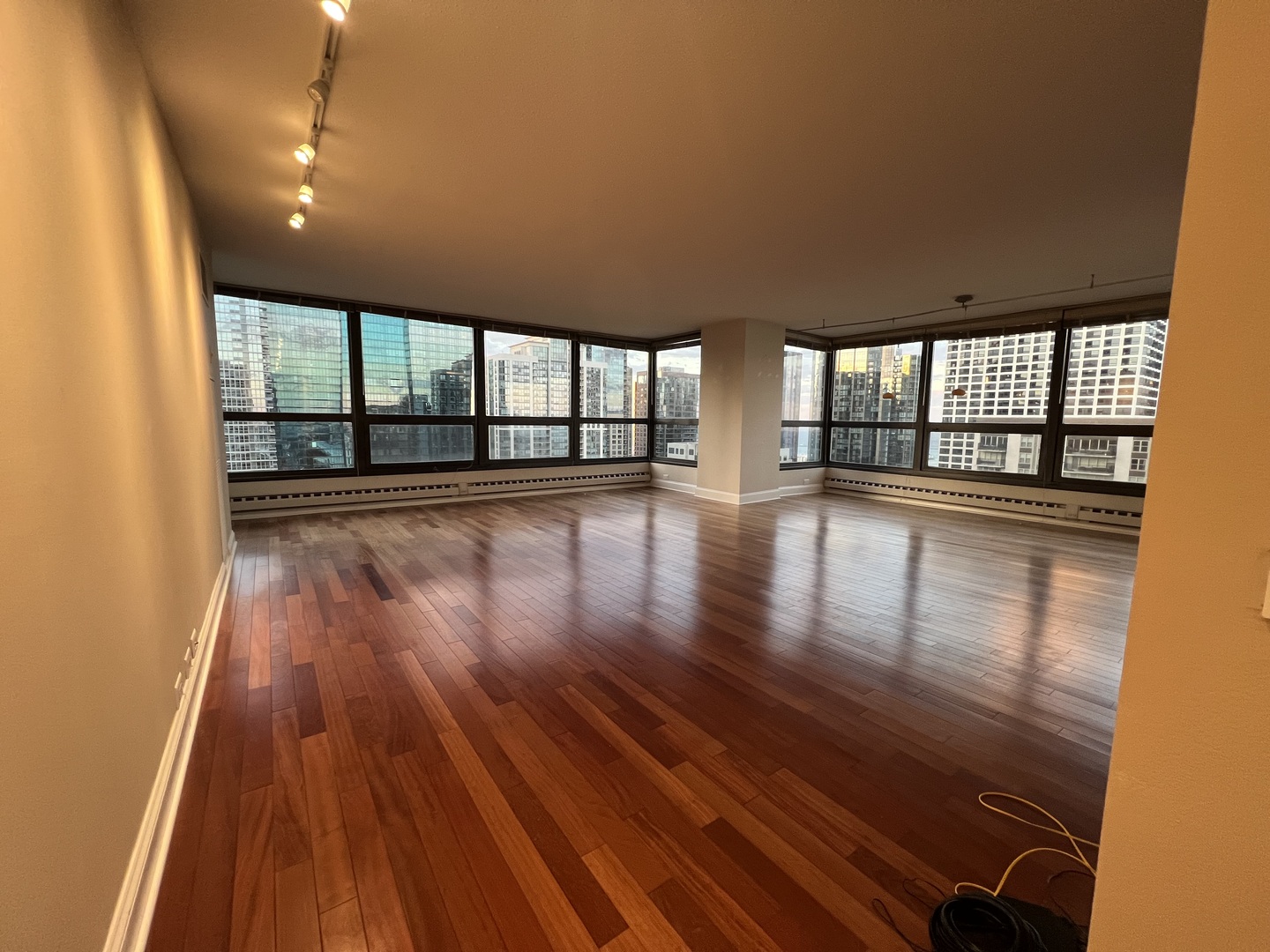 360 E Randolph St #3507 Chicago, IL 60601