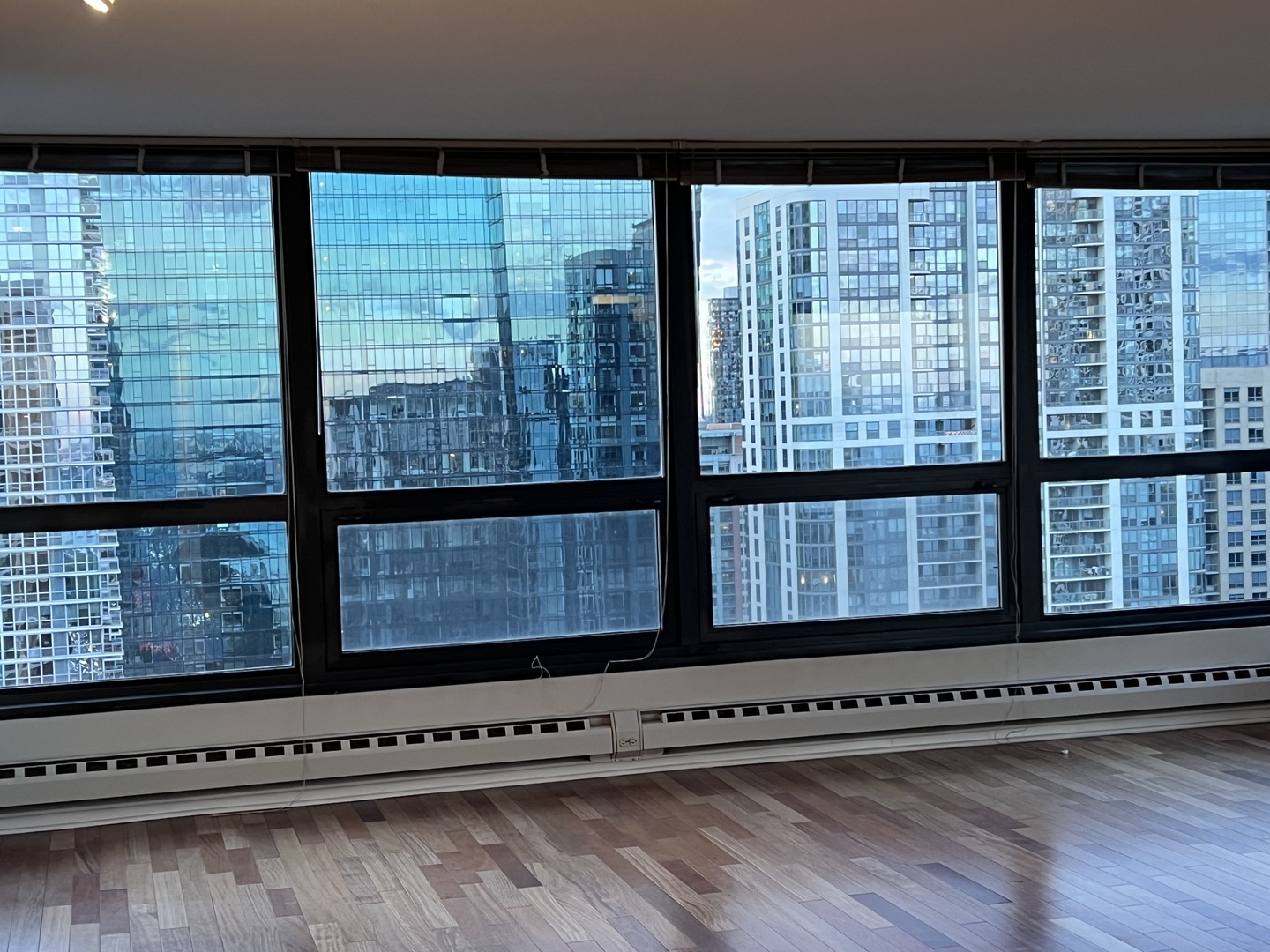 360 E Randolph St #3507 Chicago, IL 60601