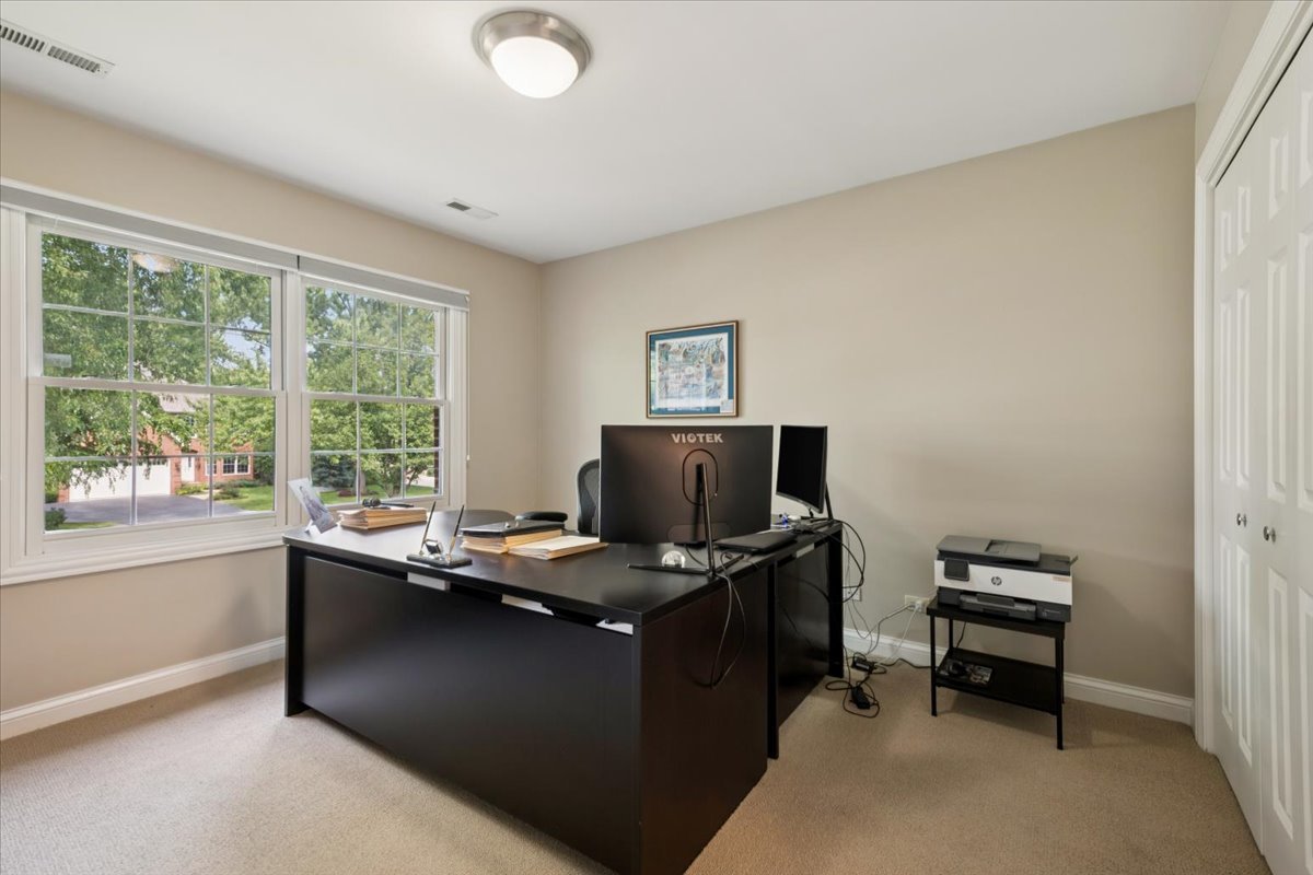 1131 Linden Ave Deerfield, IL 60015