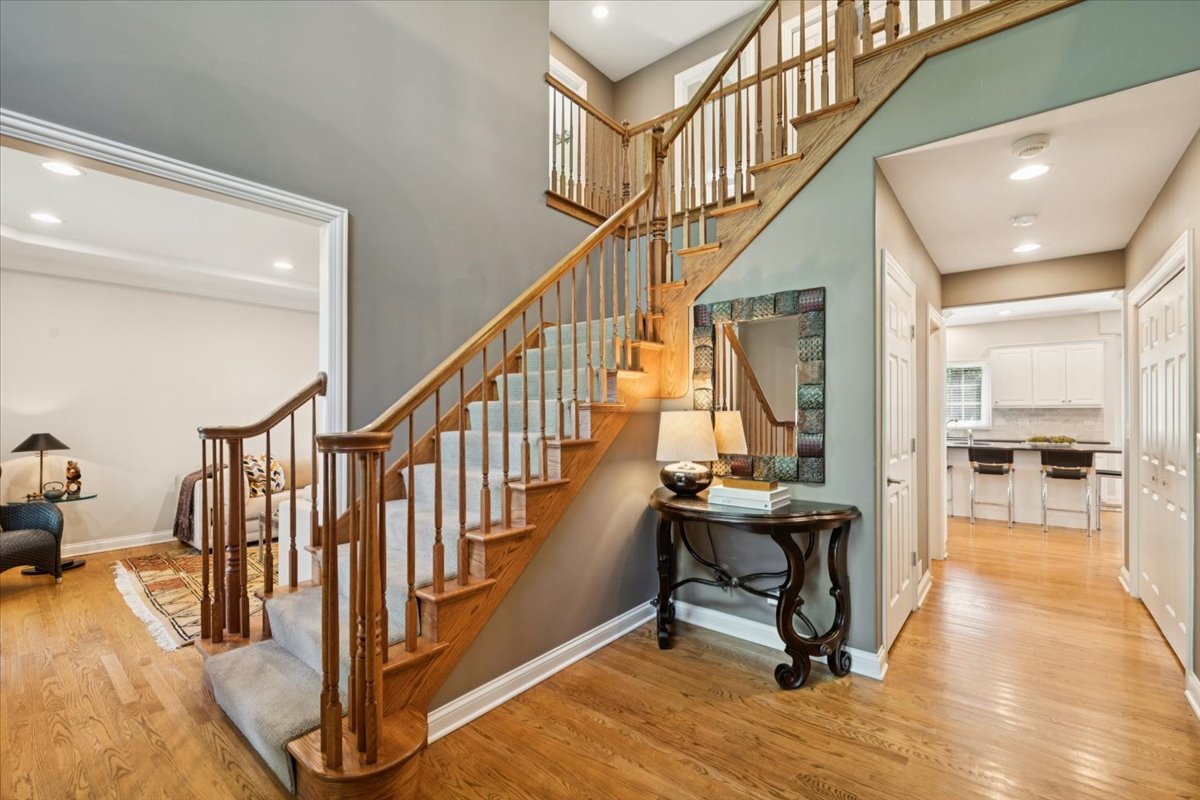 1131 Linden Ave Deerfield, IL 60015