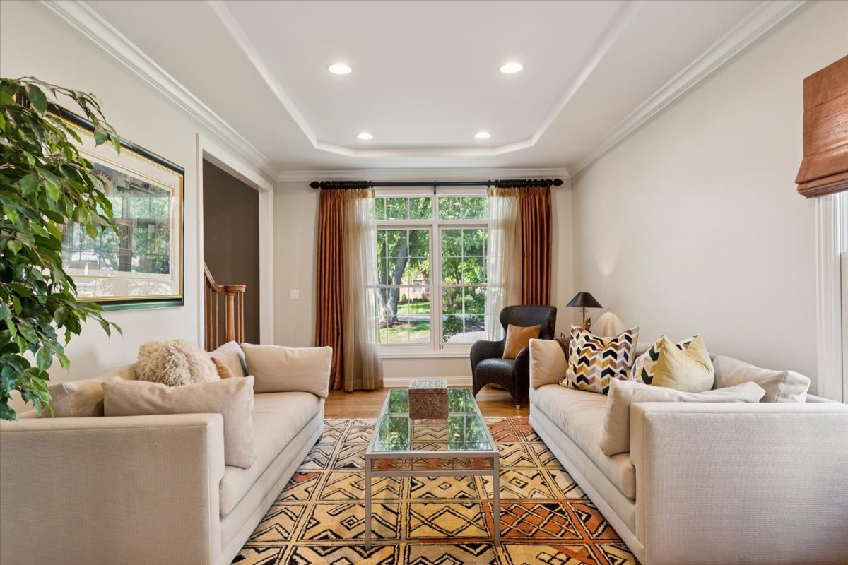 1131 Linden Ave Deerfield, IL 60015