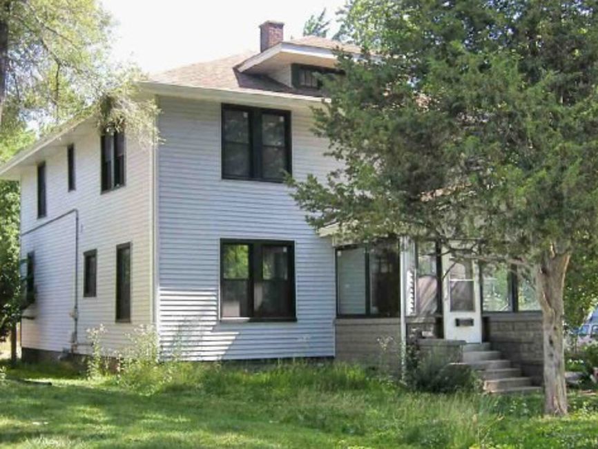 611 Richmond St Joliet, IL 60435