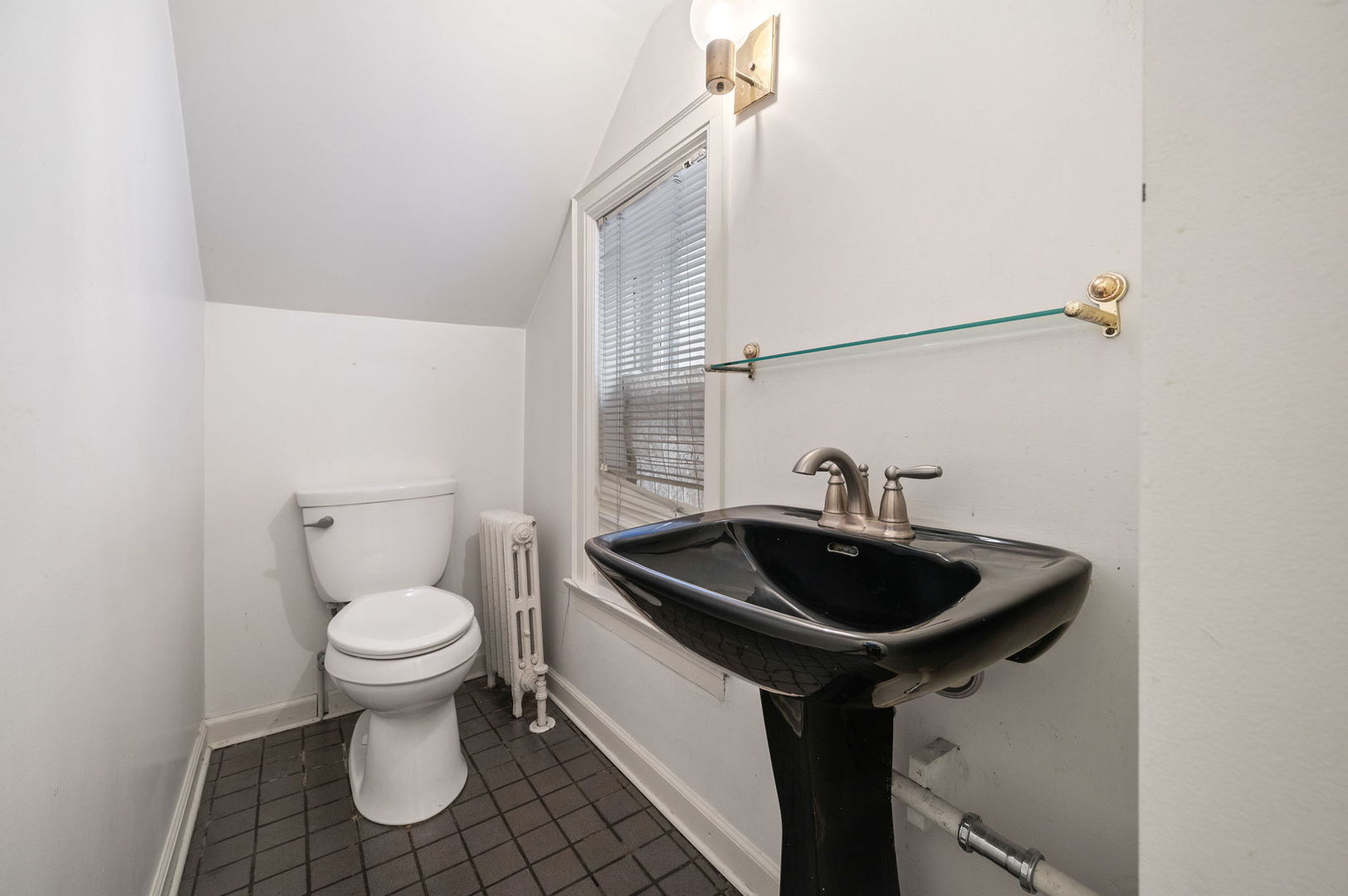 4254 N Hazel St Chicago, IL 60613