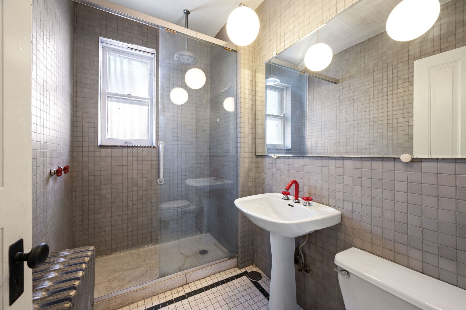 4254 N Hazel St Chicago, IL 60613