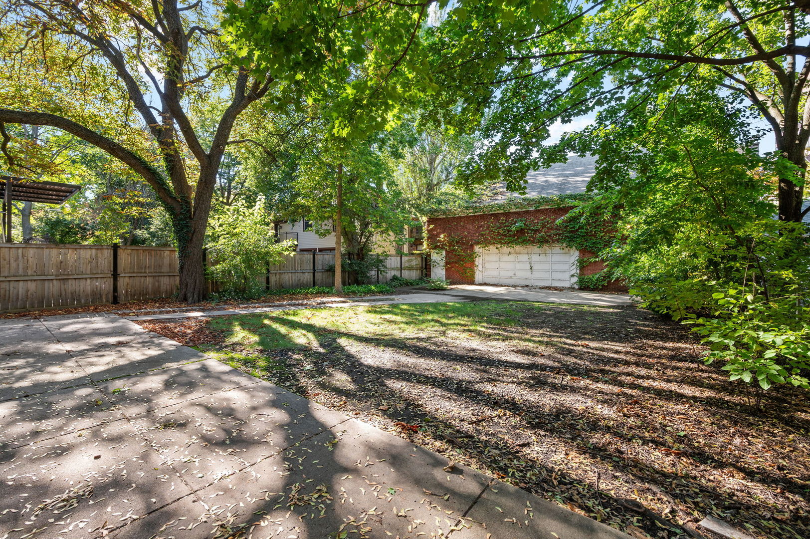 4254 N Hazel St Chicago, IL 60613