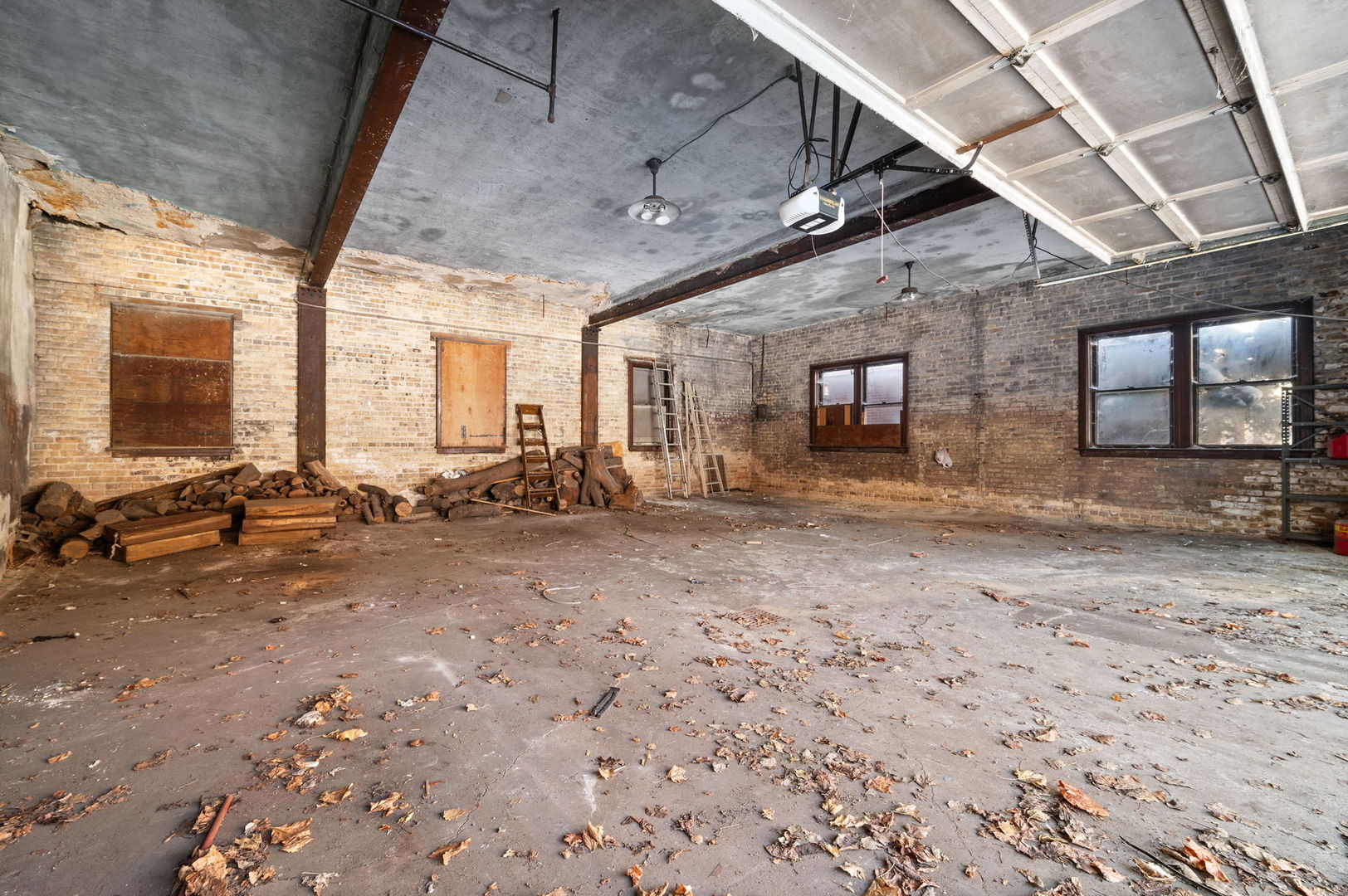 4254 N Hazel St Chicago, IL 60613