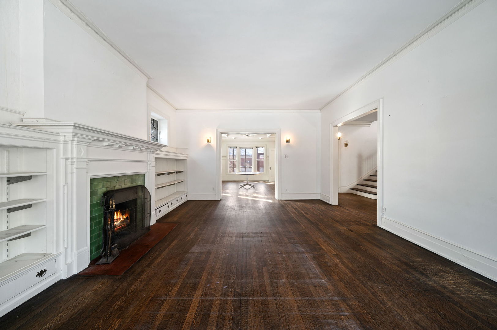 4254 N Hazel St Chicago, IL 60613