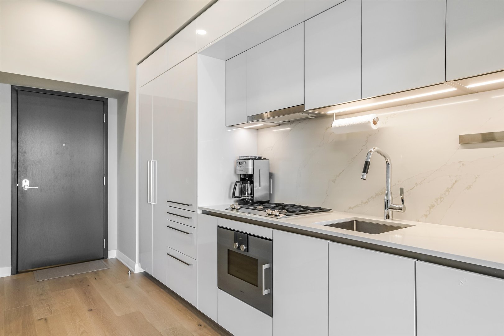 211 N Hbr Dr #4107 Chicago, IL 60601