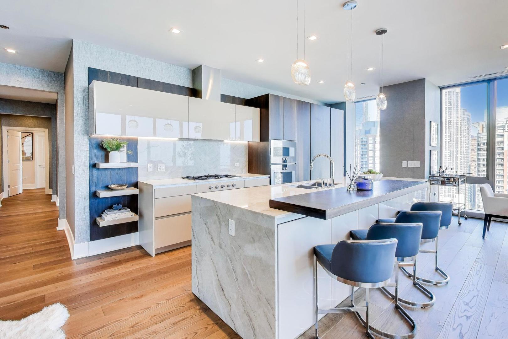 363 E Wacker Dr #2108 Chicago, IL 60601