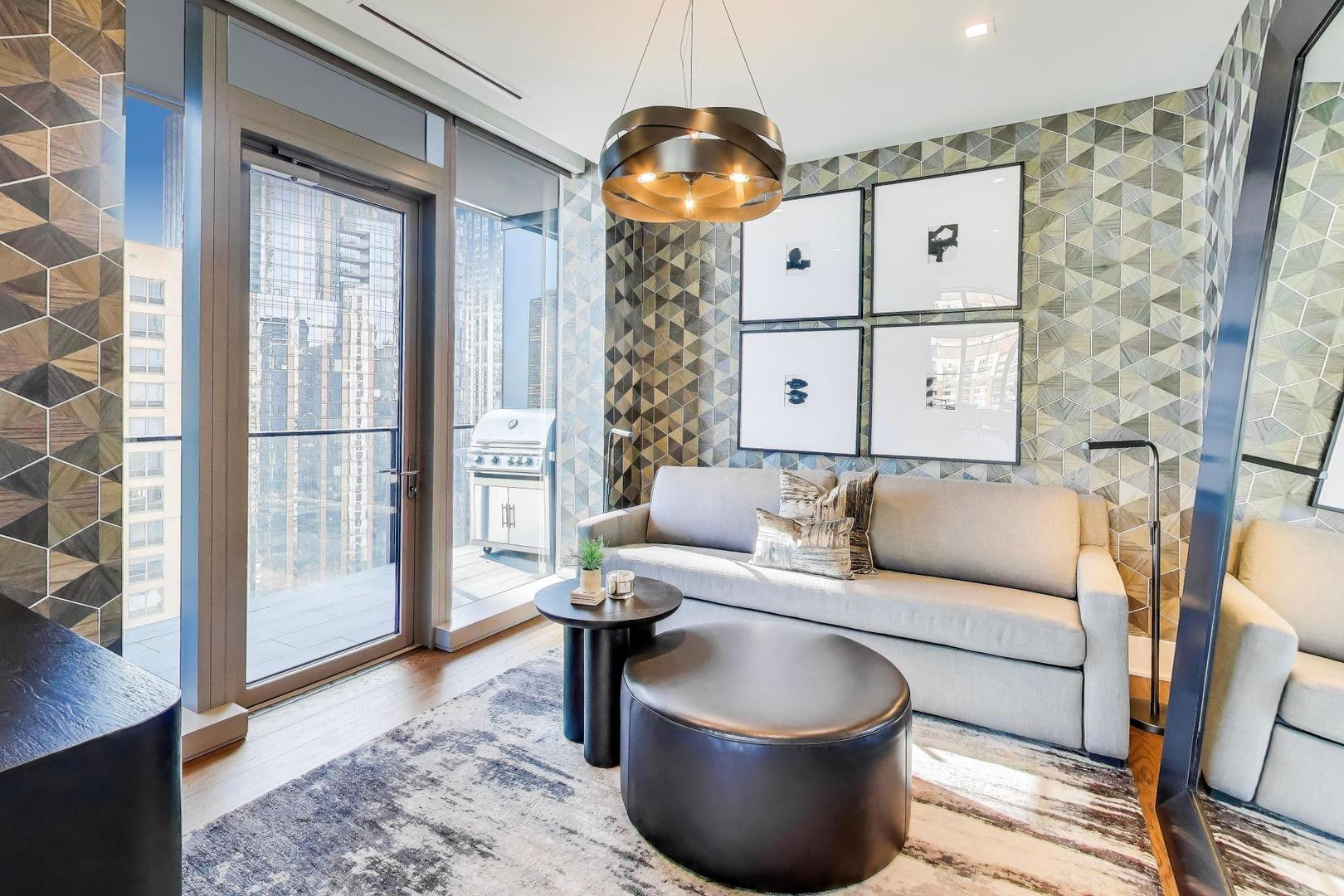 363 E Wacker Dr #2108 Chicago, IL 60601