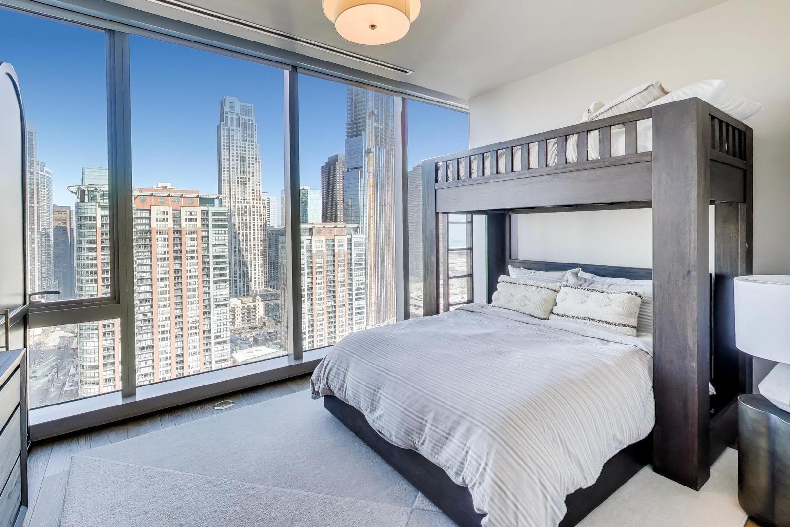 363 E Wacker Dr #2108 Chicago, IL 60601