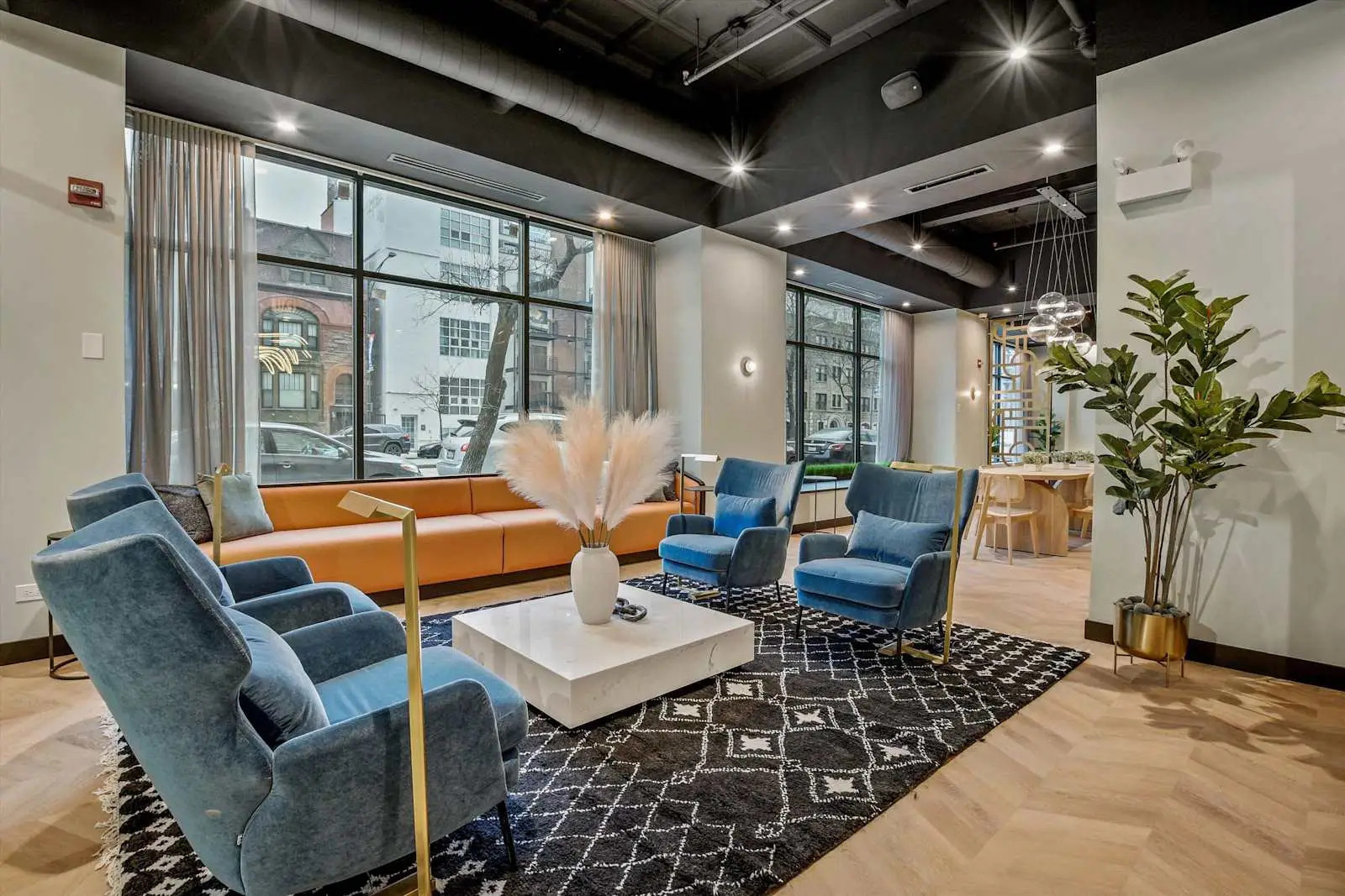 1211 N LASALLE St #1801 Chicago, IL 60610