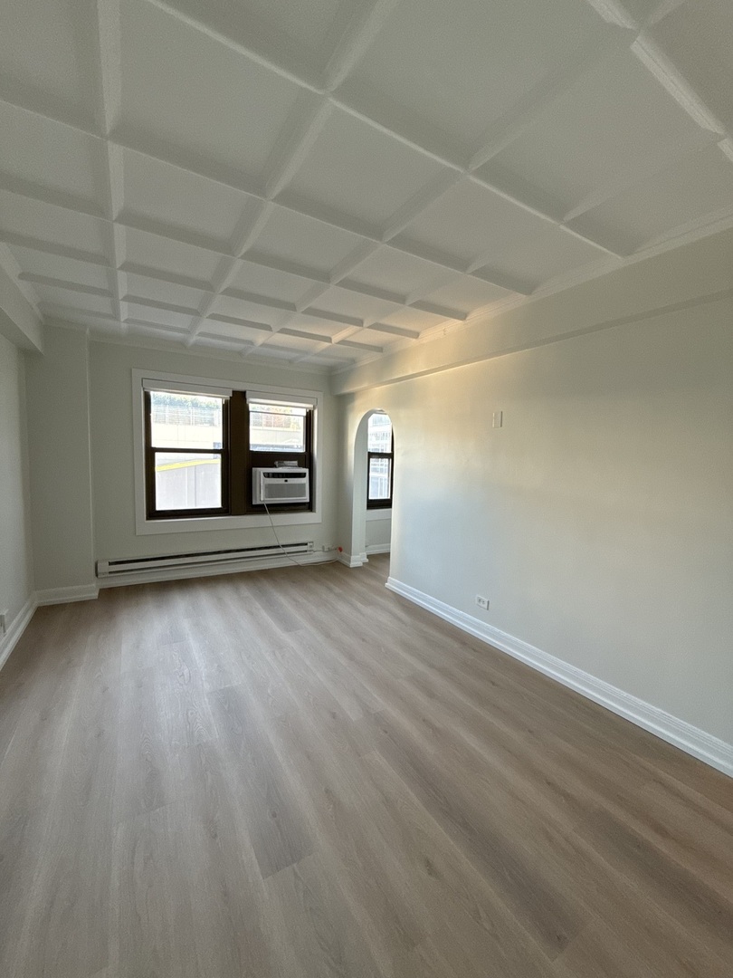 1211 N LASALLE St #1801 Chicago, IL 60610