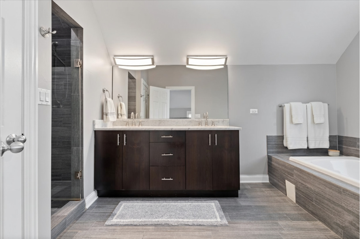 1134 W ADDISON St Chicago, IL 60613