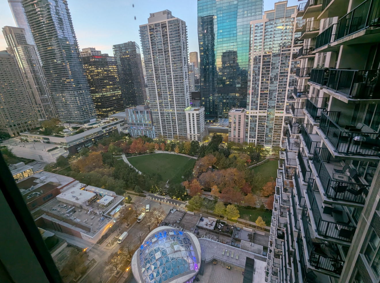 400 E RANDOLPH St #3212 Chicago, IL 60601