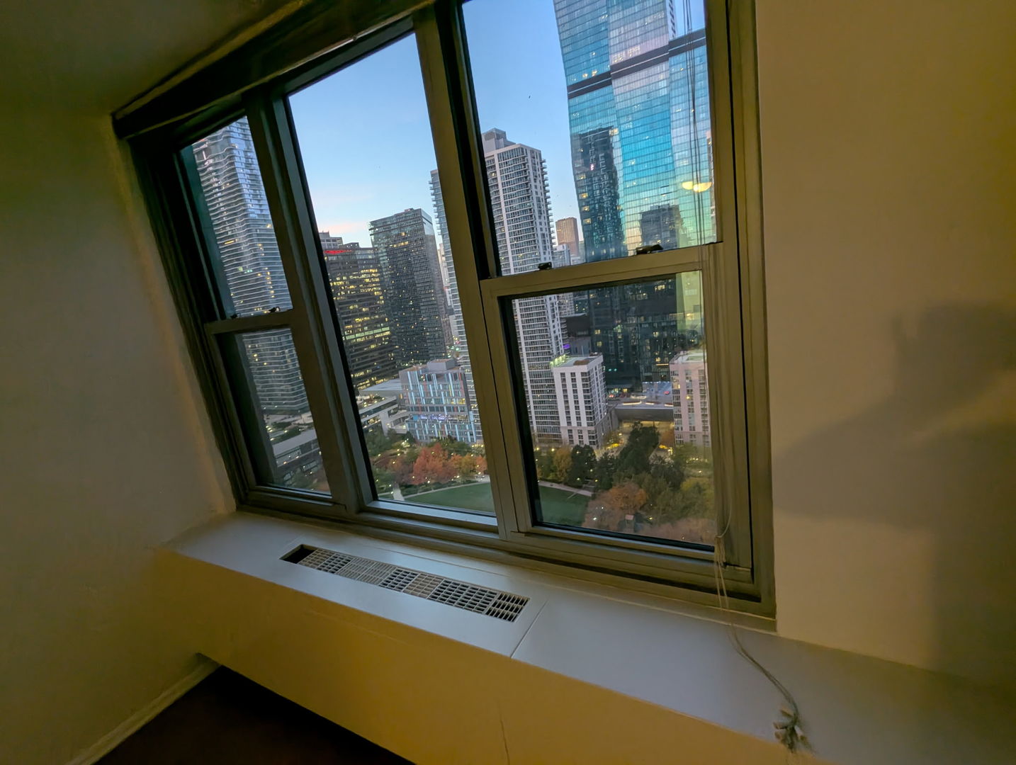 400 E RANDOLPH St #3212 Chicago, IL 60601