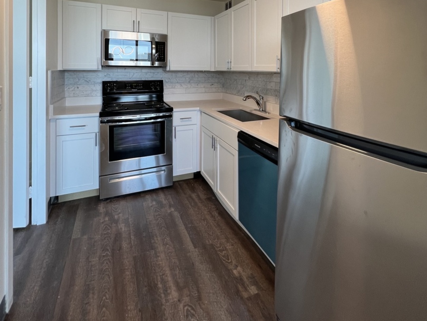 1700 E 56th St #1904 Chicago, IL 60637