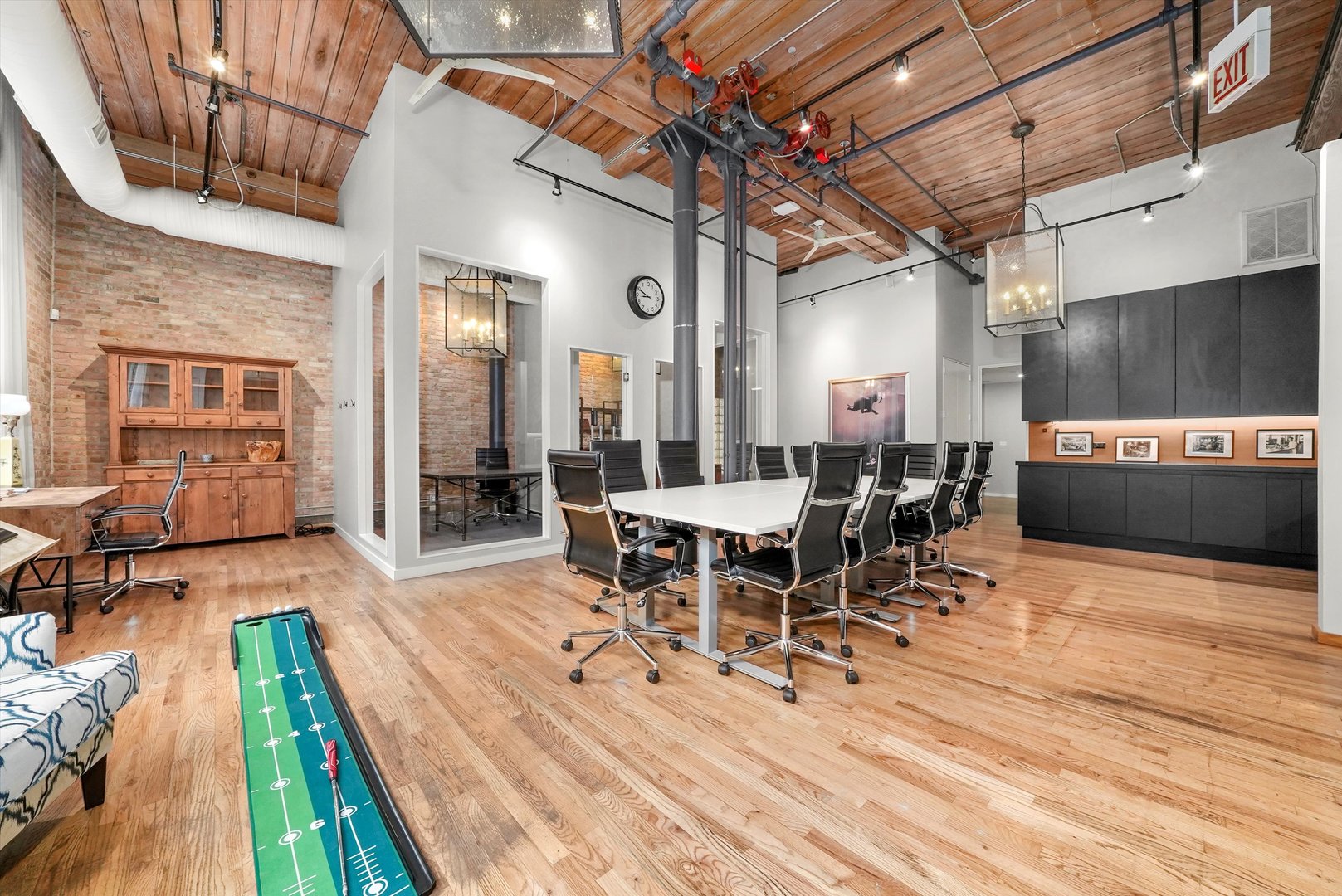 1327 W Washington Blvd #106 Chicago, IL 60607