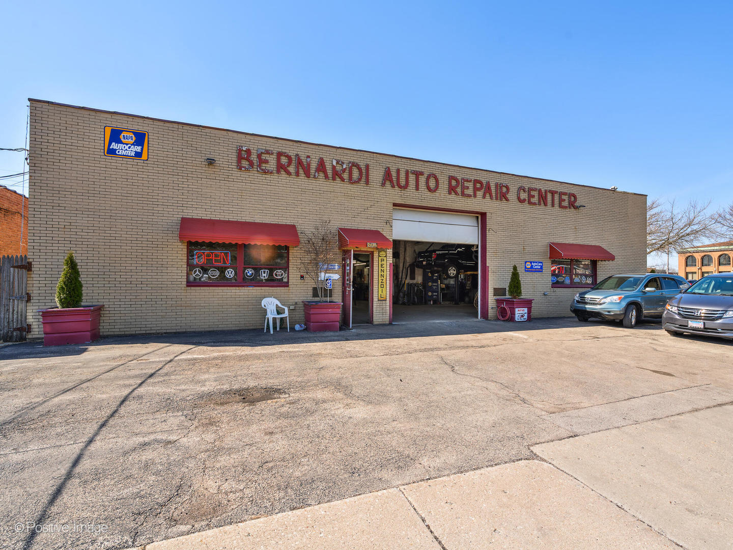 2648-2666 Waukegan Ave