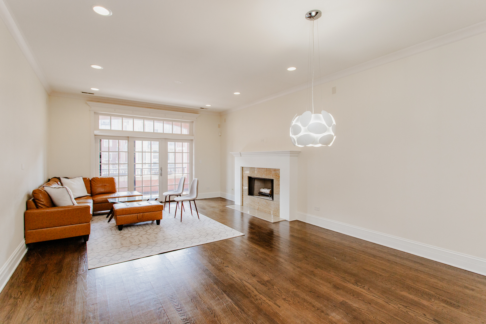 1238 W Jackson Blvd #3W