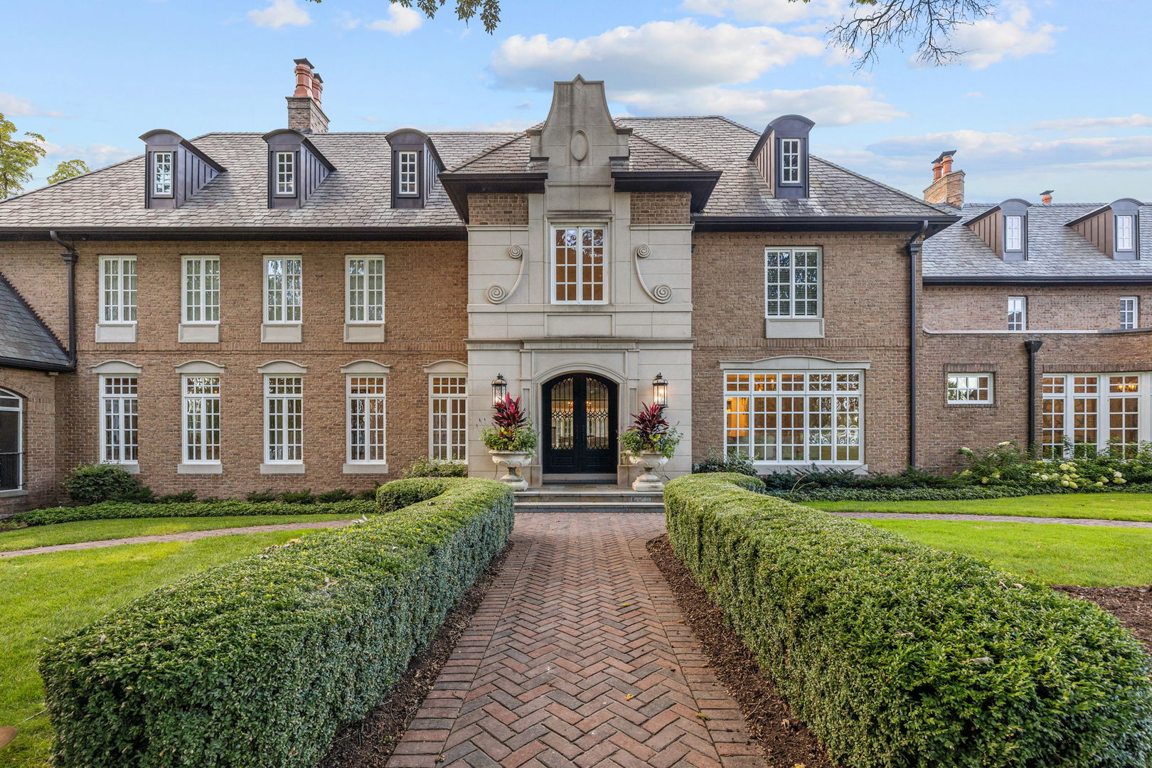 5021 Minkler Rd Yorkville, IL 60560