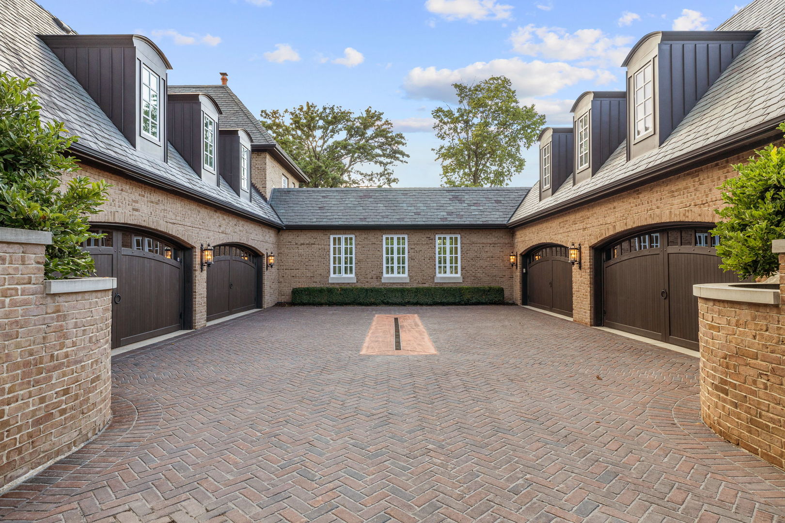 5021 Minkler Rd Yorkville, IL 60560