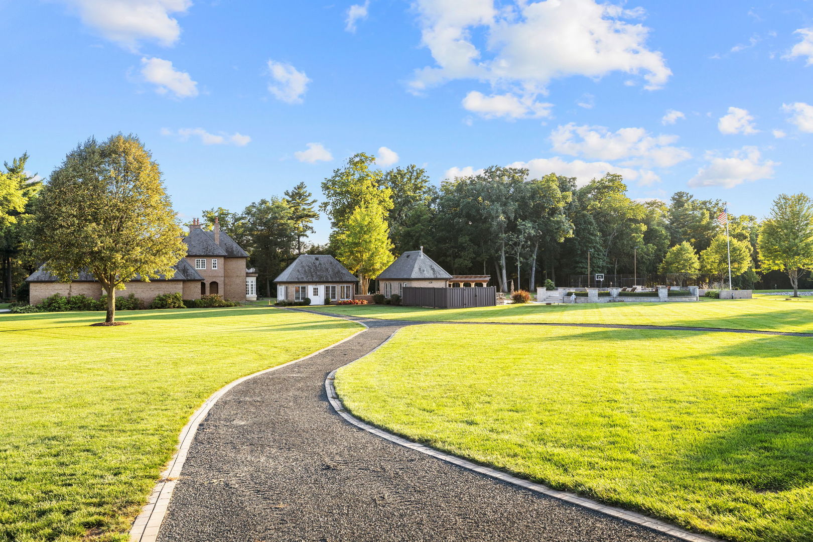 5021 Minkler Rd Yorkville, IL 60560