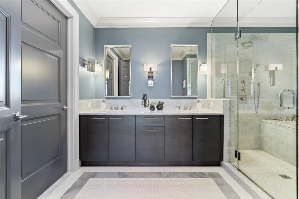 2550 N Lakeview Ave #S605 Chicago, IL 60614