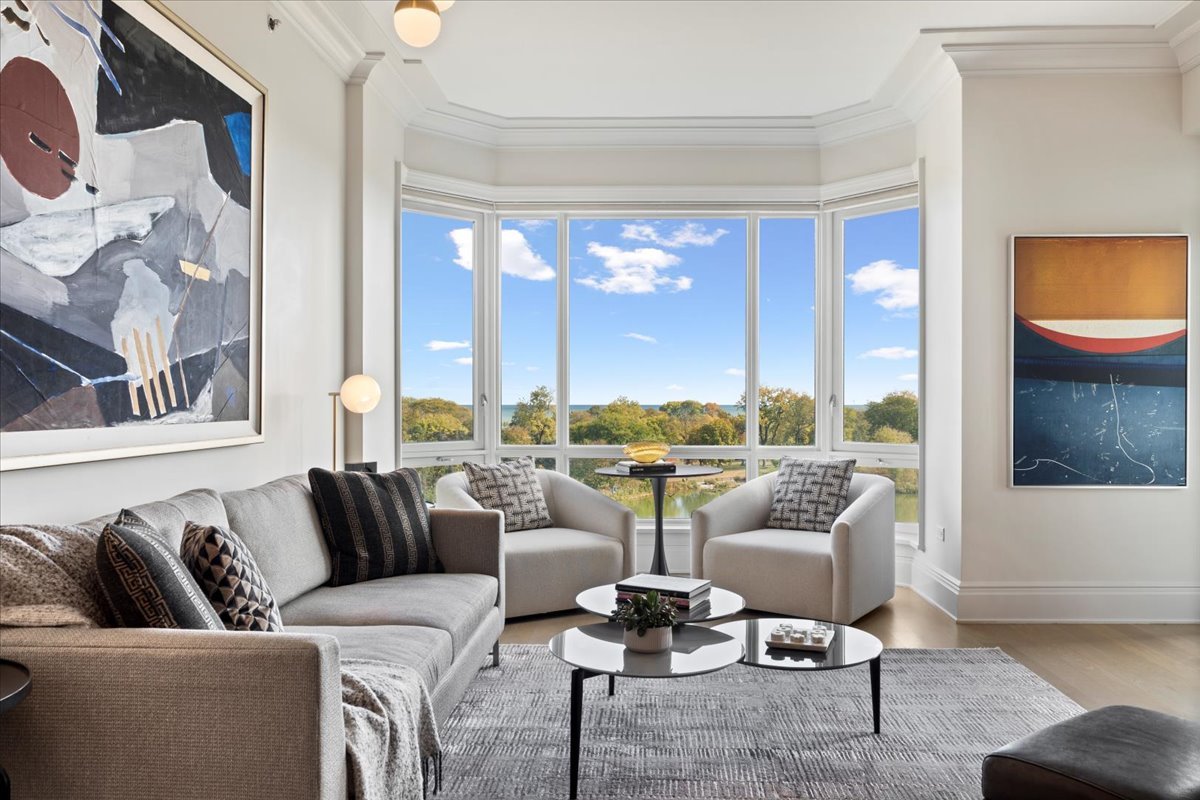 2550 N Lakeview Ave #S605 Chicago, IL 60614