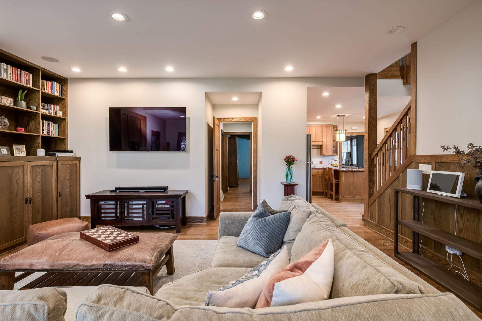 806 N Grv Ave Oak Park, IL 60302