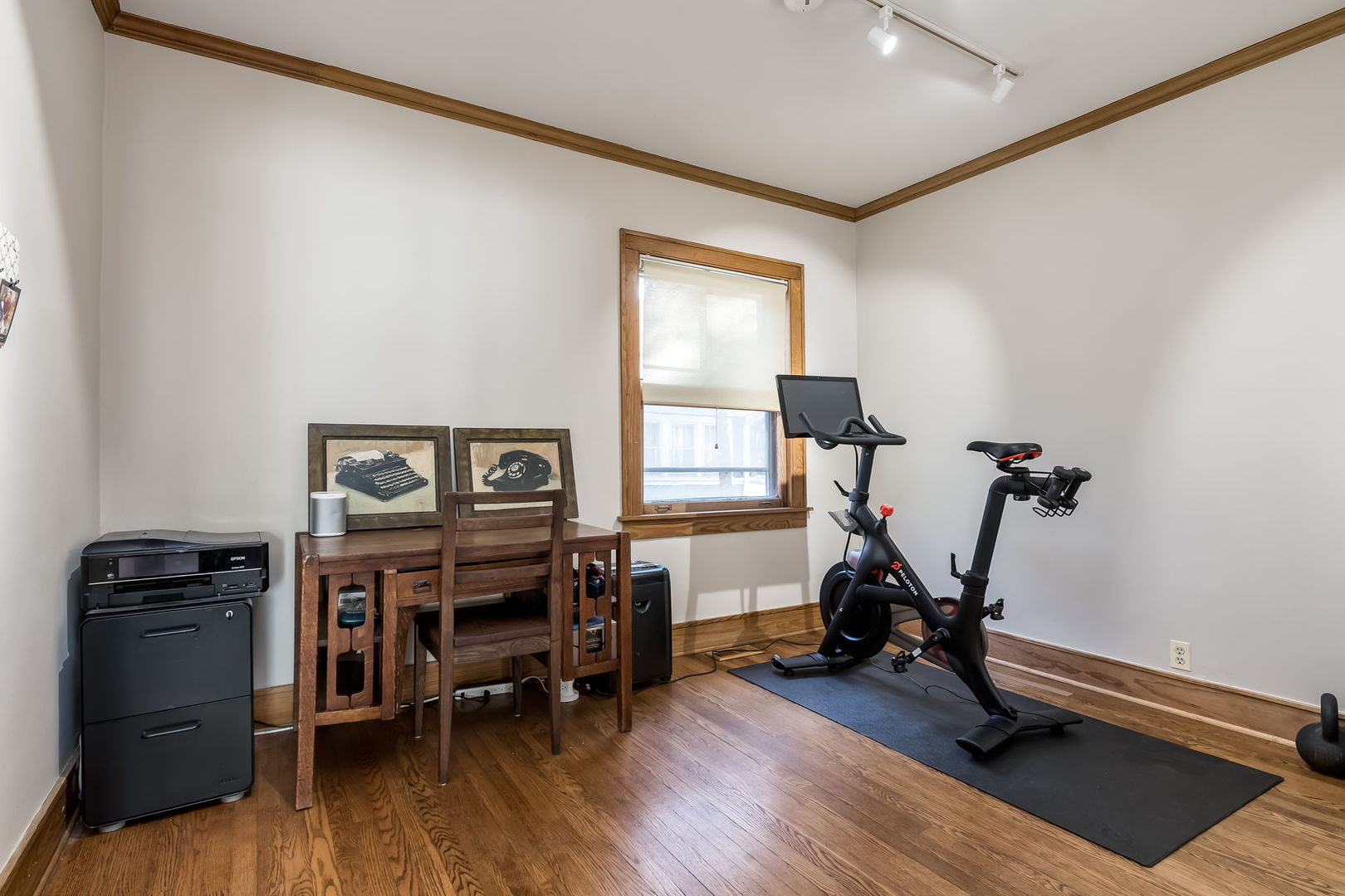 806 N Grv Ave Oak Park, IL 60302